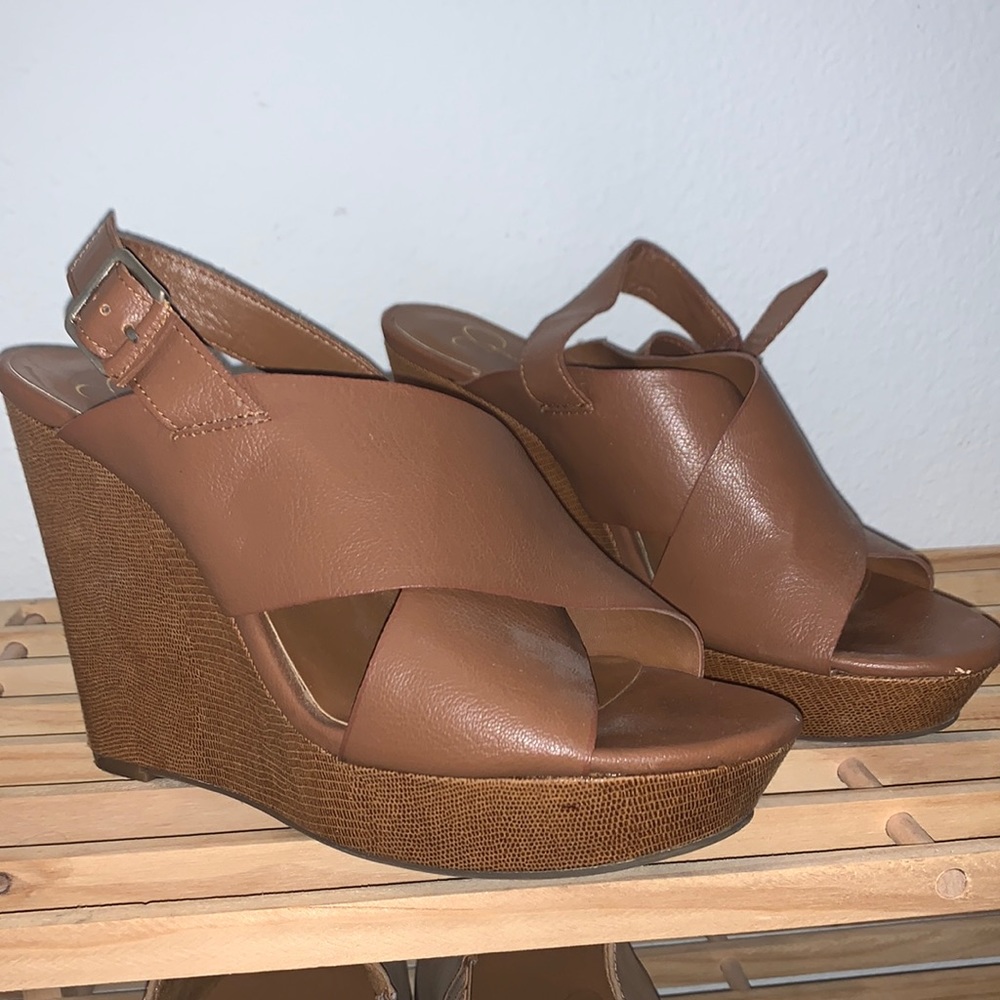 Brown Wedges